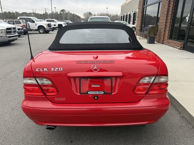 2002 Mercedes-Benz CLK-Class 2dr Cabriolet 3.2L
