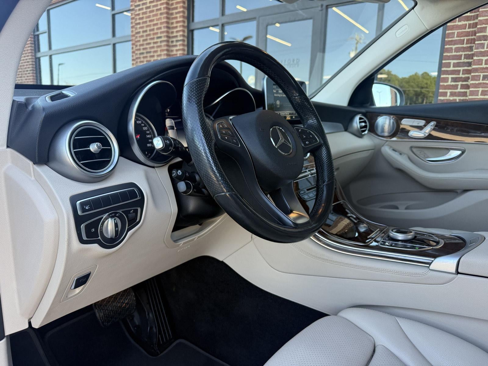 2019 Mercedes-Benz GLC GLC 300