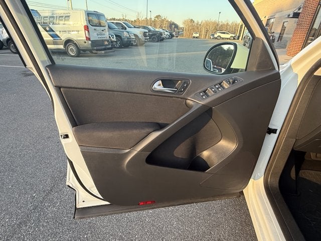 2018 Volkswagen Tiguan Limited 2.0T FWD