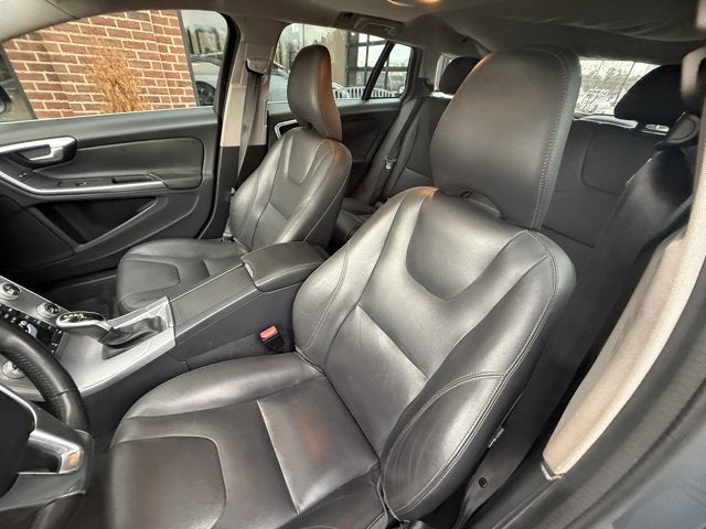 2017 Volvo V60 Premier