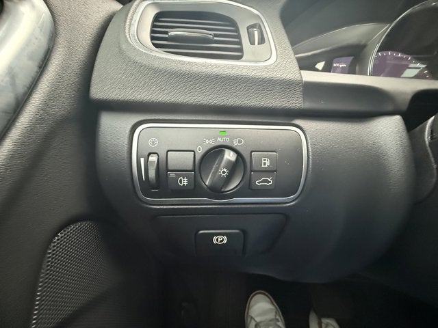 2017 Volvo V60 Premier