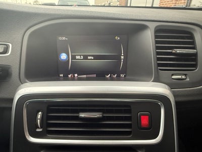 2017 Volvo V60 Premier