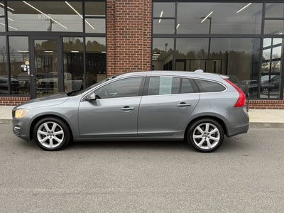 2017 Volvo V60 Premier