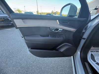 2025 Volvo XC90 Plus