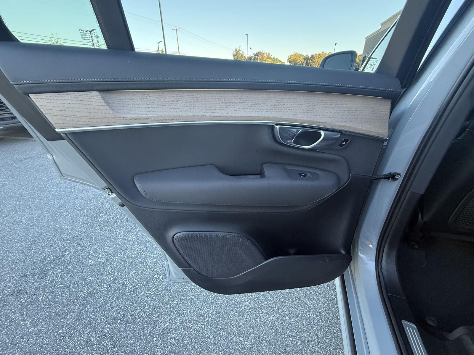 2025 Volvo XC90 Plus