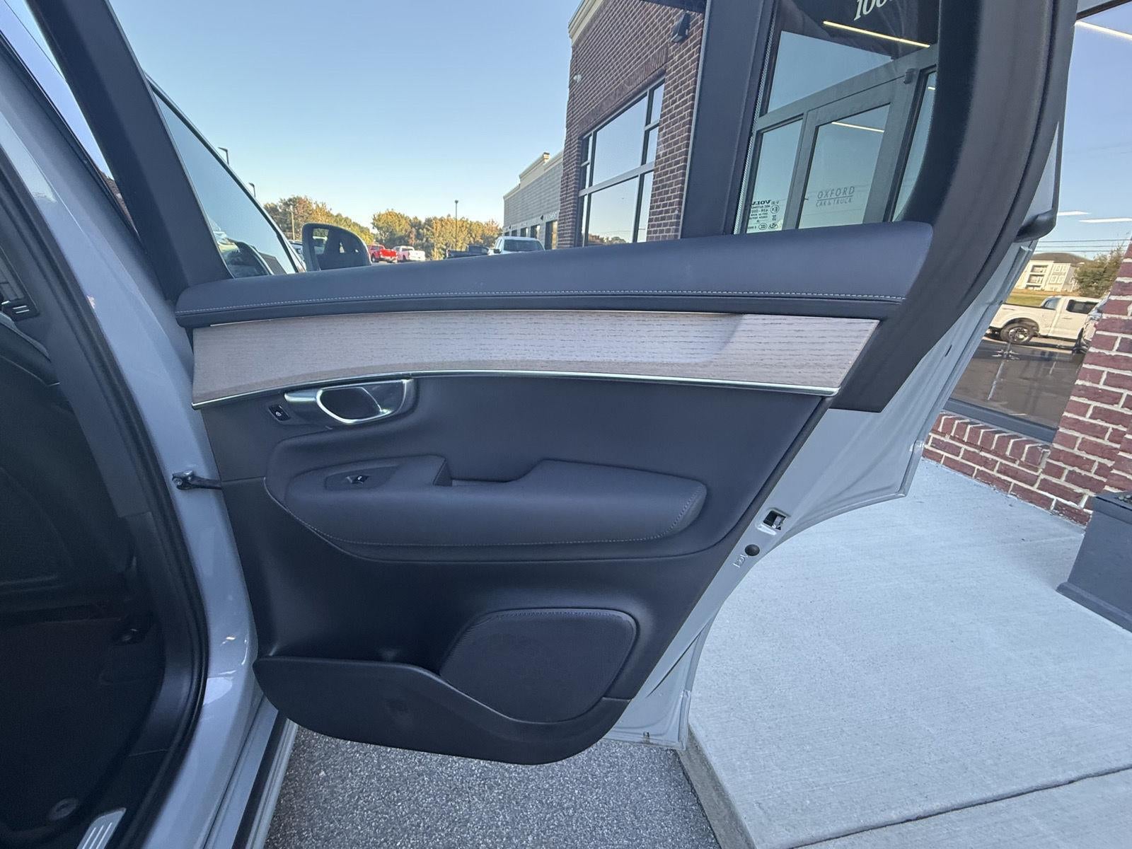 2025 Volvo XC90 Plus