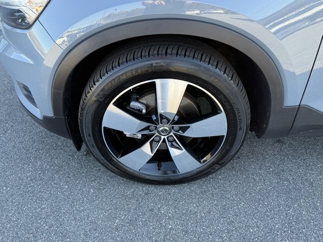 2020 Volvo XC40 Momentum