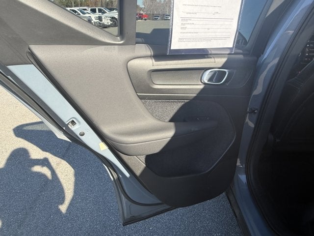 2020 Volvo XC40 Momentum