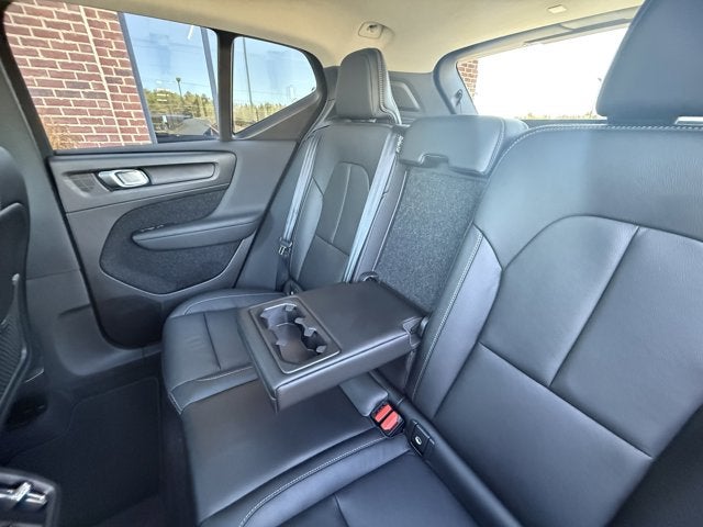 2020 Volvo XC40 Momentum