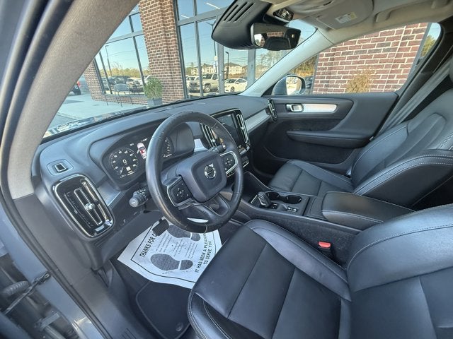 2020 Volvo XC40 Momentum