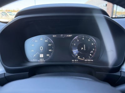 2020 Volvo XC40 Momentum