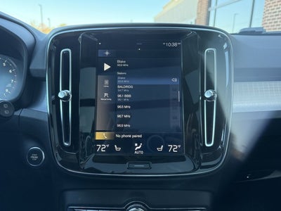 2020 Volvo XC40 Momentum