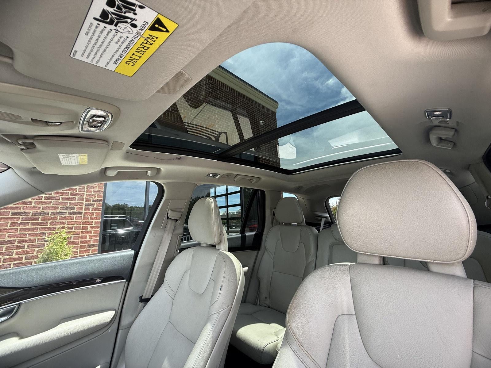 2018 Volvo XC90 Momentum