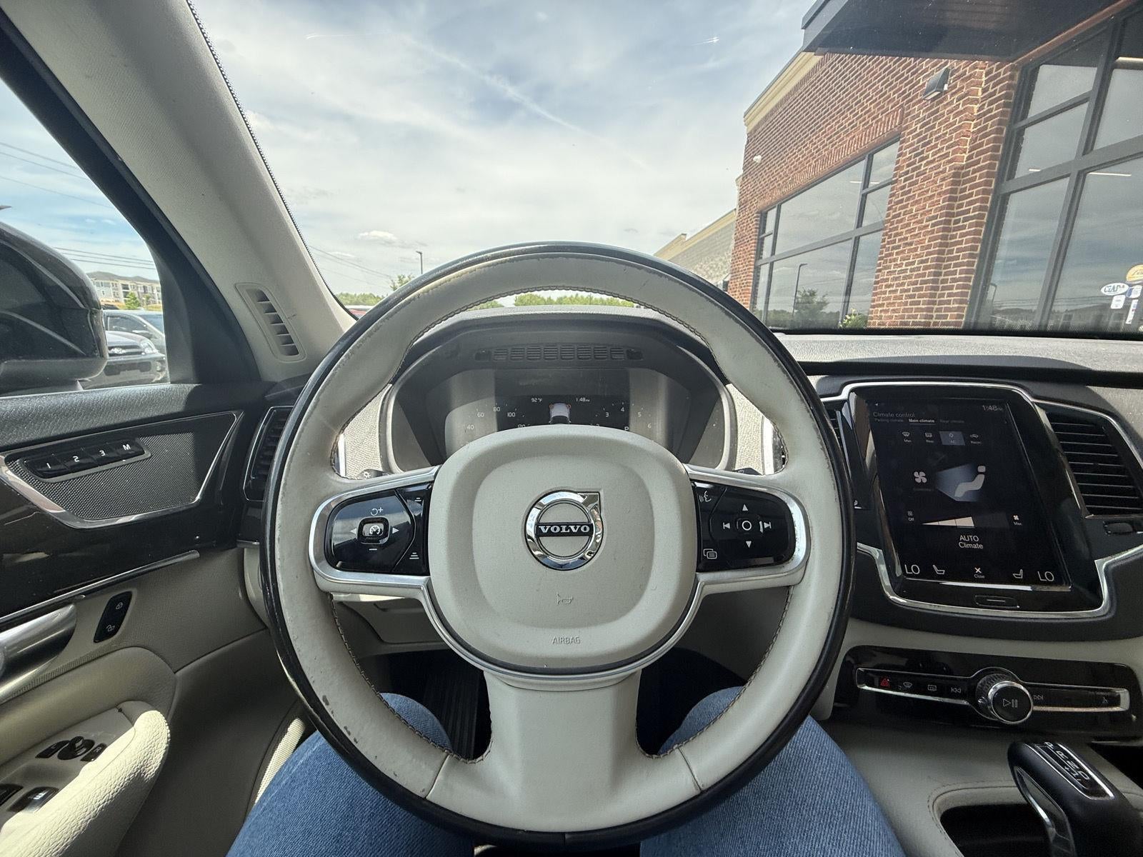 2018 Volvo XC90 Momentum