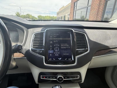 2018 Volvo XC90 Momentum