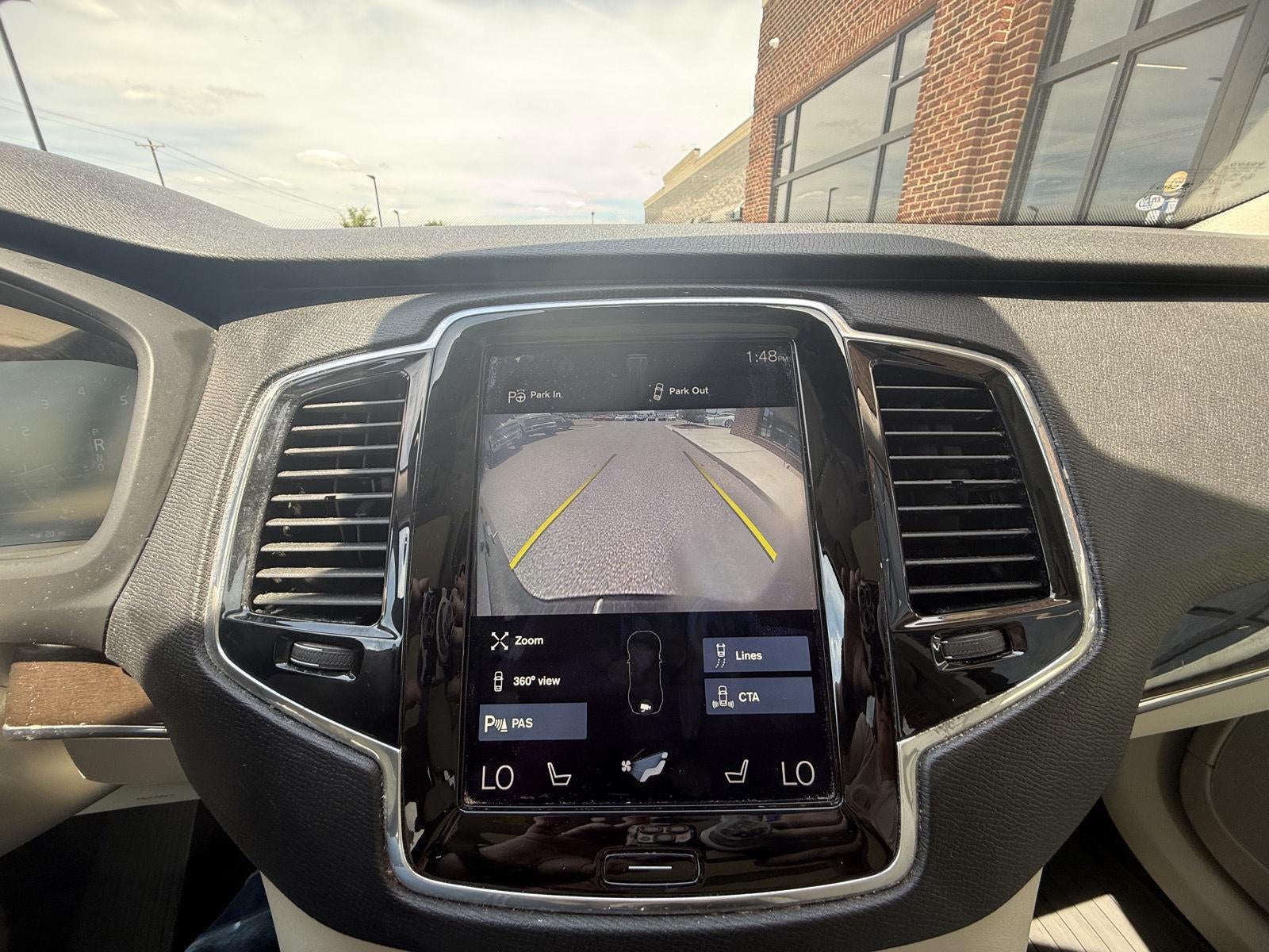 2018 Volvo XC90 Momentum