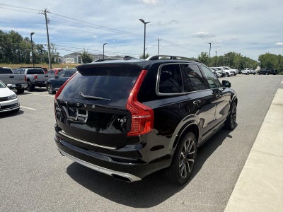 2018 Volvo XC90 Momentum