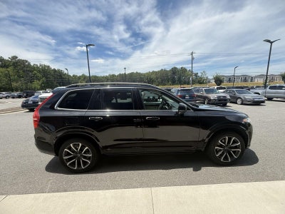 2018 Volvo XC90 Momentum