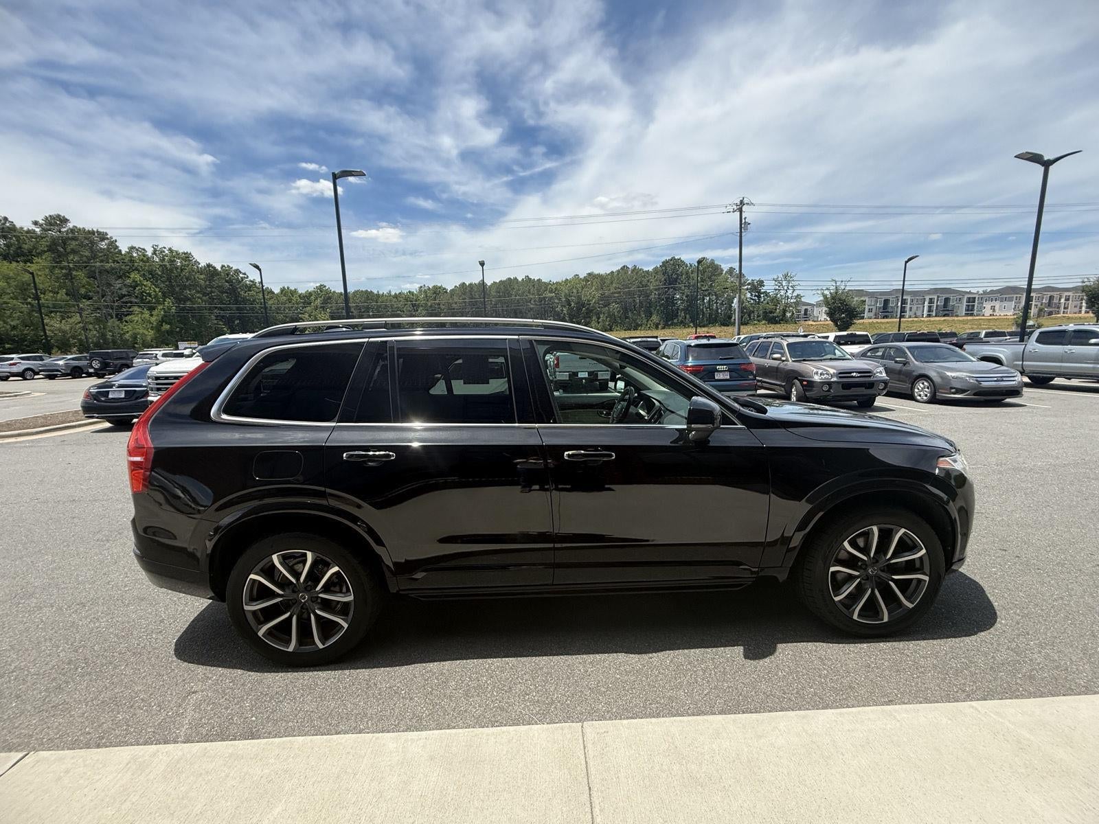 2018 Volvo XC90 Momentum